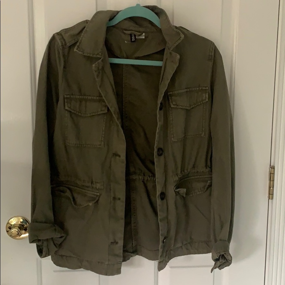 women’s olive green utility jacket - Picture 3 of 5